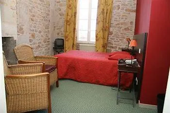 Claux De Serignac 3*